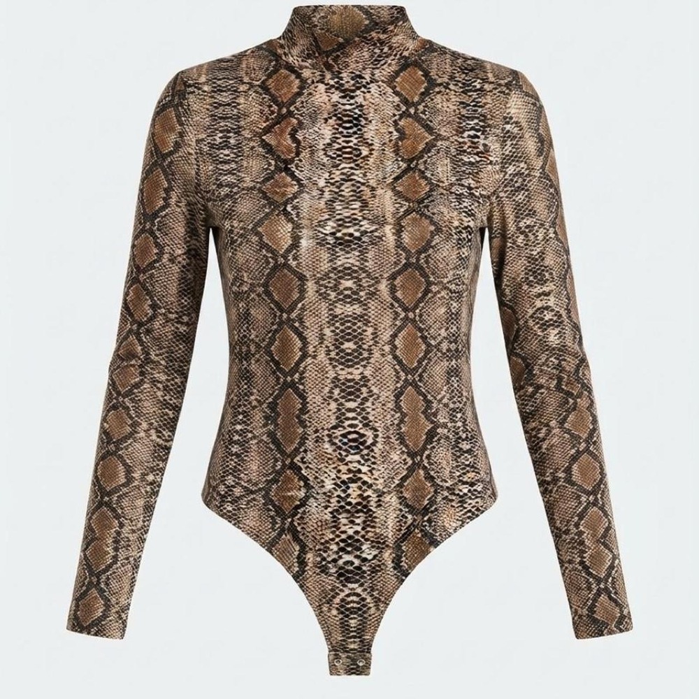 NWT Snake Print Long Sleeve Turtleneck Bodysuit Beige & Black Sz Sm A10-076